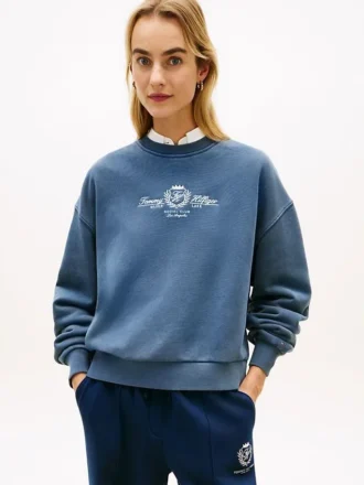 Bluza z haftowanym logo klubu