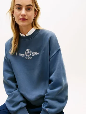 Bluza z haftowanym logo klubu