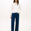 Bluza z haftowanymi oczkami Bluza z haftowanymi oczkami