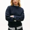 Bluza z interlocku z złotymi guzikami Bluza z interlocku z złotymi guzikami
