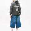 Bluza z kapturem Tommy Jeans z logo wykonanym techniką sprayu Bluza z kapturem Tommy Jeans z logo wykonanym techniką sprayu