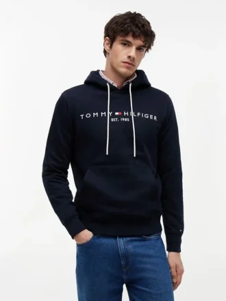 bluza z kapturem z haftowanym logo tommy 1 8 330x440 - Bluza z kapturem z haftowanym logo Tommy