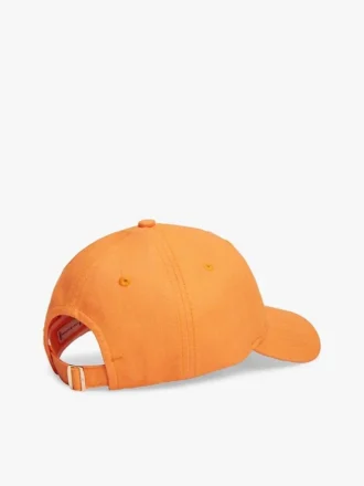 Czapka z daszkiem z haftowanym monogramem