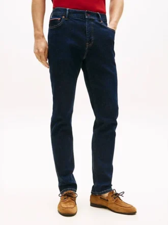 Dżinsy slim fit z elastycznym materiałem