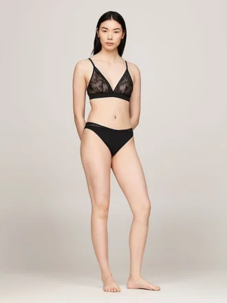 Dzianinowe figi bikini z koronką
