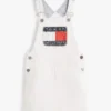 Dziecięca sukienka-kombinezon z dżinsu Hilfiger Denim z naszywką Hilfiger Dziecięca sukienka-kombinezon z dżinsu Hilfiger Denim z naszywką Hilfiger