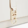 Elegancka torebka crossbody z klapką i monogramem