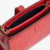 Elegancka torebka na ramię z łańcuszkiem i monogramem