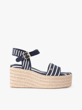 Espadryle na platformie z paskami w stylu bretońskim