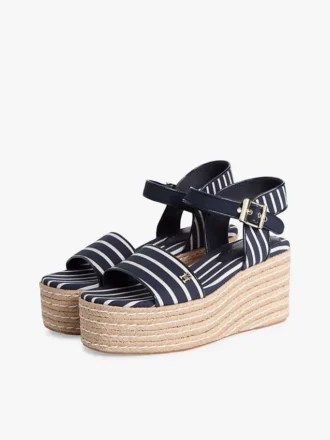 Espadryle na platformie z paskami w stylu bretońskim