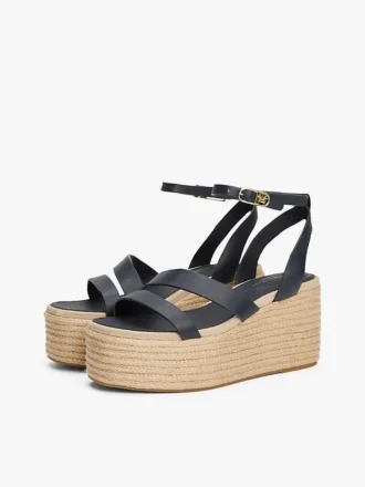 Espadryle na platformie z paskiem skórzanym Espadryle na platformie z paskiem skórzanym
