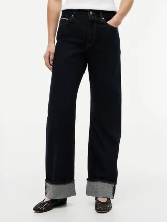 Jeansy z selvedge’em o średnim stanie i luźnym, prostym kroju Jeansy z selvedge’em o średnim stanie i luźnym, prostym kroju