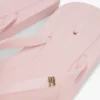 Klapki z monogramem Klapki z monogramem