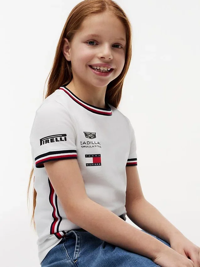 Koszulka dla dzieci Tommy x Cadillac F1® Team Replica Koszulka dla dzieci Tommy x Cadillac F1® Team Replica