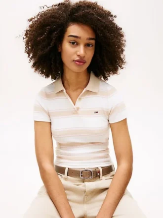 Koszulka polo Tommy Jeans o dopasowanym kroju z dzianiny prążkowanej