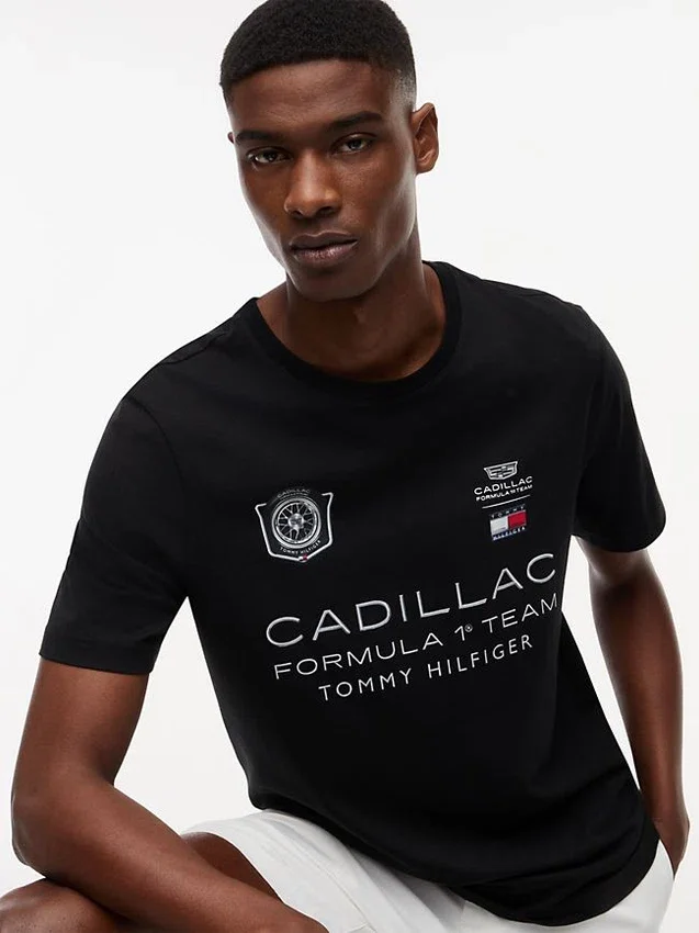 Koszulka z nadrukiem Tommy x Cadillac F1® Team Car Koszulka z nadrukiem Tommy x Cadillac F1® Team Car