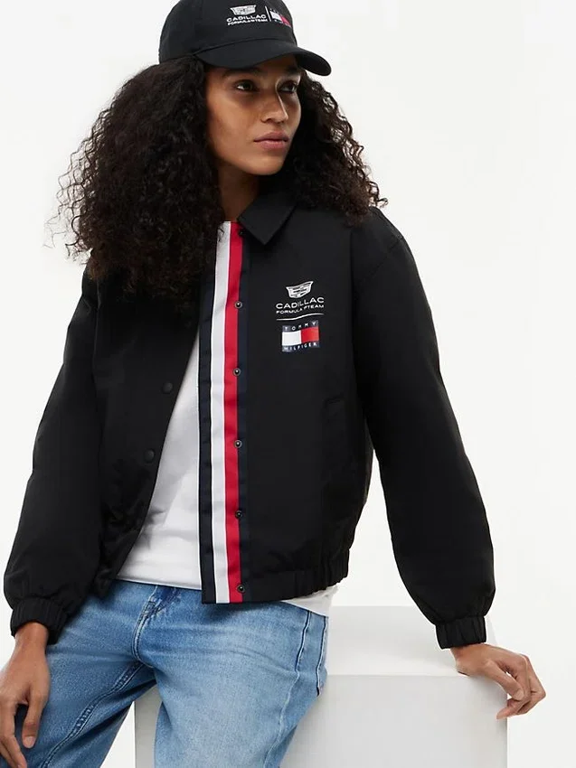 Kurtka Tommy x Cadillac F1® Team Coach Kurtka Tommy x Cadillac F1® Team Coach