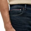 Lekkie, elastyczne jeansy o wąskim kroju Lekkie, elastyczne jeansy o wąskim kroju