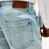 Proste jeansy dla dzieci w stylu „bleached wash”