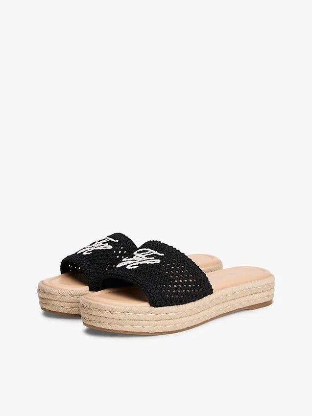 Sandały typu espadryle z haftowanym monogramem Sandały typu espadryle z haftowanym monogramem