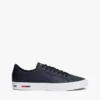 Sneakersy z wulkanizowanej skóry z paskiem w barwy flagi Sneakersy z wulkanizowanej skóry z paskiem w barwy flagi