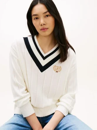 Sweter Cricket z logo liścia laurowego