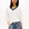 Sweter Tommy Jeans o luźnym kroju z dekoltem w serek Sweter Tommy Jeans o luźnym kroju z dekoltem w serek