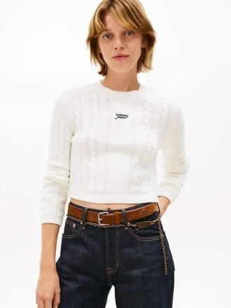 Sweter Tommy Jeans z napisem i splotem warkoczowym Sweter Tommy Jeans z napisem i splotem warkoczowym