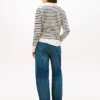 Sweter w paski z dekoltem w serek Sweter w paski z dekoltem w serek