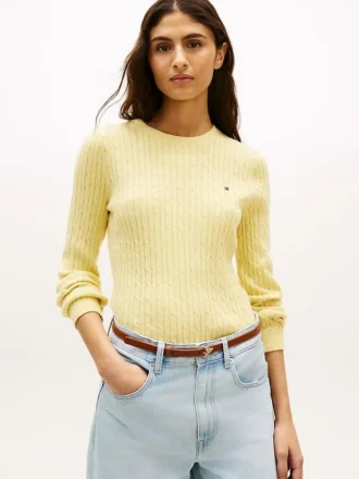 Sweter z dzianiny warkoczowej