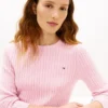 Sweter z dzianiny warkoczowej Sweter z dzianiny warkoczowej