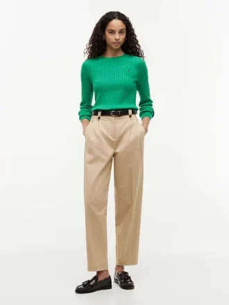Sweter z dzianiny warkoczowej