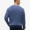 Sweter z dzianiny warkoczowej barwiony w całości