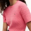 Sweter z krótkim rękawem o splocie warkoczowym Sweter z krótkim rękawem o splocie warkoczowym
