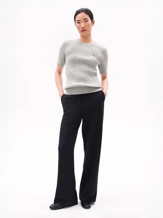 Sweter z krótkim rękawem o splocie warkoczowym Sweter z krótkim rękawem o splocie warkoczowym