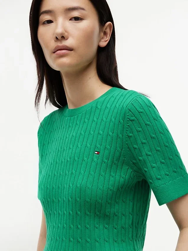 Sweter z krótkim rękawem o splocie warkoczowym Sweter z krótkim rękawem o splocie warkoczowym