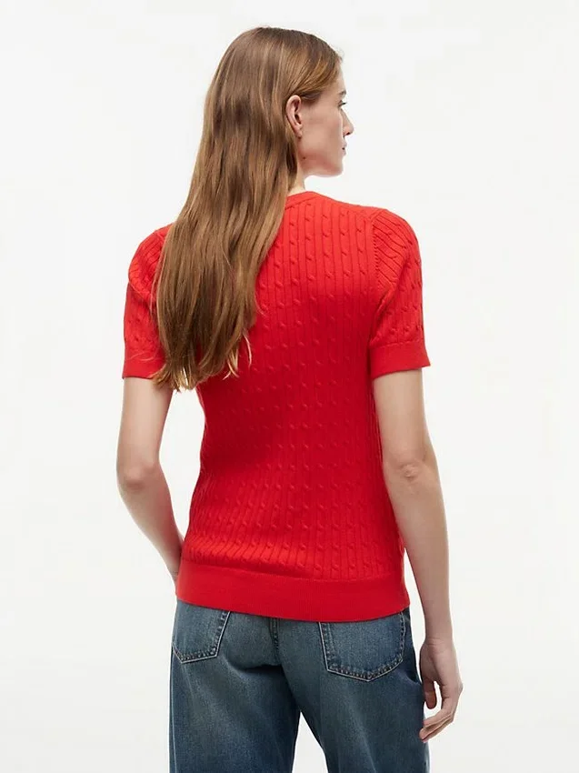 Sweter z krótkim rękawem o splocie warkoczowym Sweter z krótkim rękawem o splocie warkoczowym