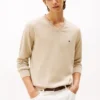 Sweter z logo i dekoltem w serek Sweter z logo i dekoltem w serek