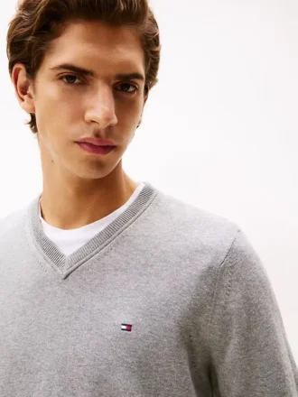 Sweter z logo i dekoltem w serek