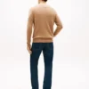Sweter z wełny jagnięcej z okrągłym dekoltem Sweter z wełny jagnięcej z okrągłym dekoltem