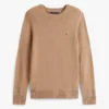 Sweter z wełny jagnięcej z okrągłym dekoltem Sweter z wełny jagnięcej z okrągłym dekoltem