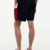 Szorty z kolorowymi wstawkami w stylu Regular Fit o długości 8 cali Szorty z kolorowymi wstawkami w stylu Regular Fit o długości 8 cali