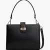Torebka typu mini satchel z zapięciem z monogramem Torebka typu mini satchel z zapięciem z monogramem