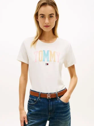 Wielobarwna koszulka z logo Tommy w stylu varsity