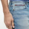 Wyblakłe jeansy skinny Wyblakłe jeansy skinny