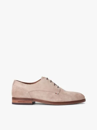 Zamszowe buty typu derby