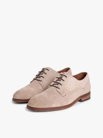Zamszowe buty typu derby